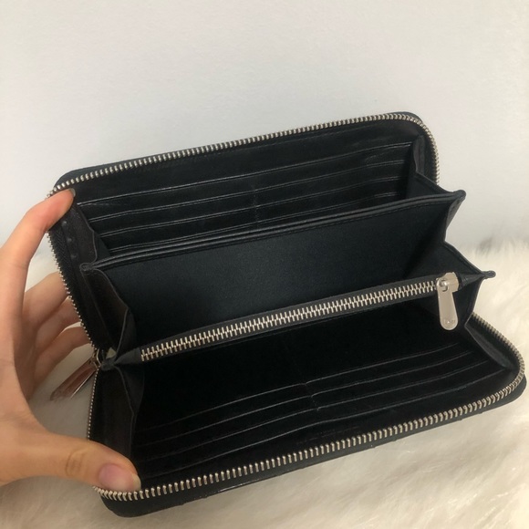 $550 Christian Dior black patent leather wallet - Picture 11 of 11
